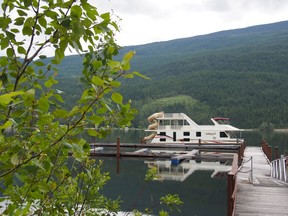 Photo of Mara Lake, where a 26-year-old Alberta man drowned trying to rescue a swimmer in distress on July 16. (Lisa Monforton/Freelance)