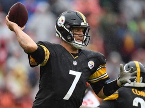 Ben Roethlisberger #7 of the Pittsburgh Steelers throws a pass during the fourth quarter against the Cleveland Browns at FirstEnergy Stadium on September 9, 2018 in Cleveland, Ohio.
