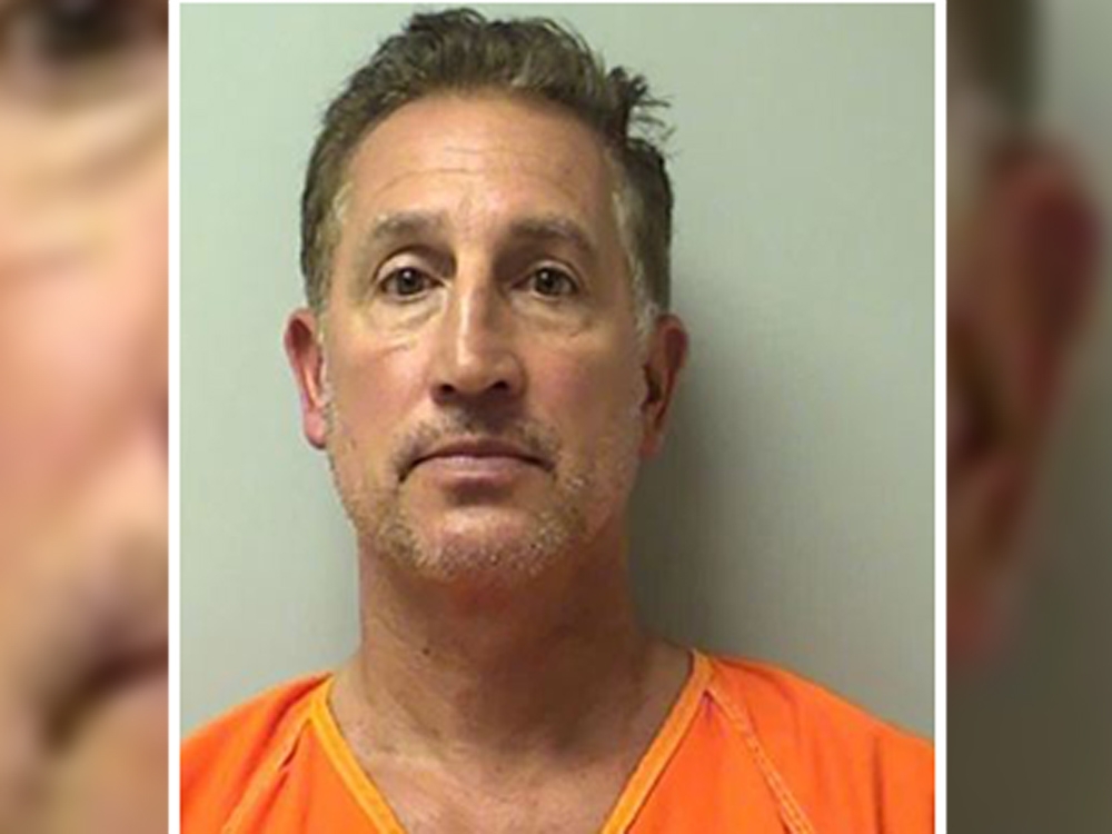 Middle School Teacher Accused Of Tying Up Sexually Assaulting Girl 13 Canoecom 