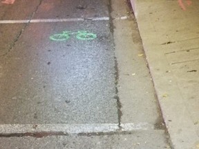 The Beryl Laserlight projects a green bicycle on the pavement several metres ahead of the bike.