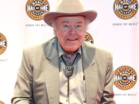 Roy Clark arrives at The 2016 Medallion Ceremony at the Country Music Hall of Fame and Museum on October 16, 2016 in Nashville, Tennessee. (Photo by Rick Diamond/Getty Images for Country Music Hall of Fame & Museum)