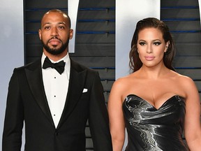 Justin Ervin and Ashley Graham attend the 2018 Vanity Fair Oscar Party hosted by Radhika Jones at Wallis Annenberg Center for the Performing Arts on March 4, 2018 in Beverly Hills, Calif. (Dia Dipasupil/Getty Images)