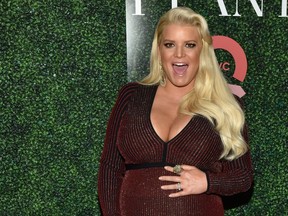 Heavily pregnant Jessica Simpson dons yet another maxi dress for