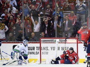 Capitals right winger T.J. Oshie celebrates his goal in the first period.