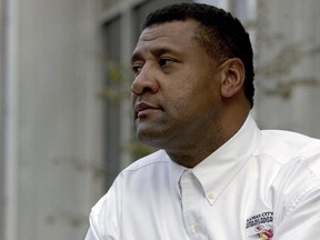 In this 2001 photo, former Kansas City Chiefs tight end Walter White poses in Kansas City, Mo.  (Jeff Roberson/The Kansas City Star via AP)