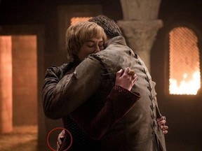 In a promotional picture from episode five of Game Of Thrones final season, it appears that the hand of Jaime Lannister grew back. (HBO)