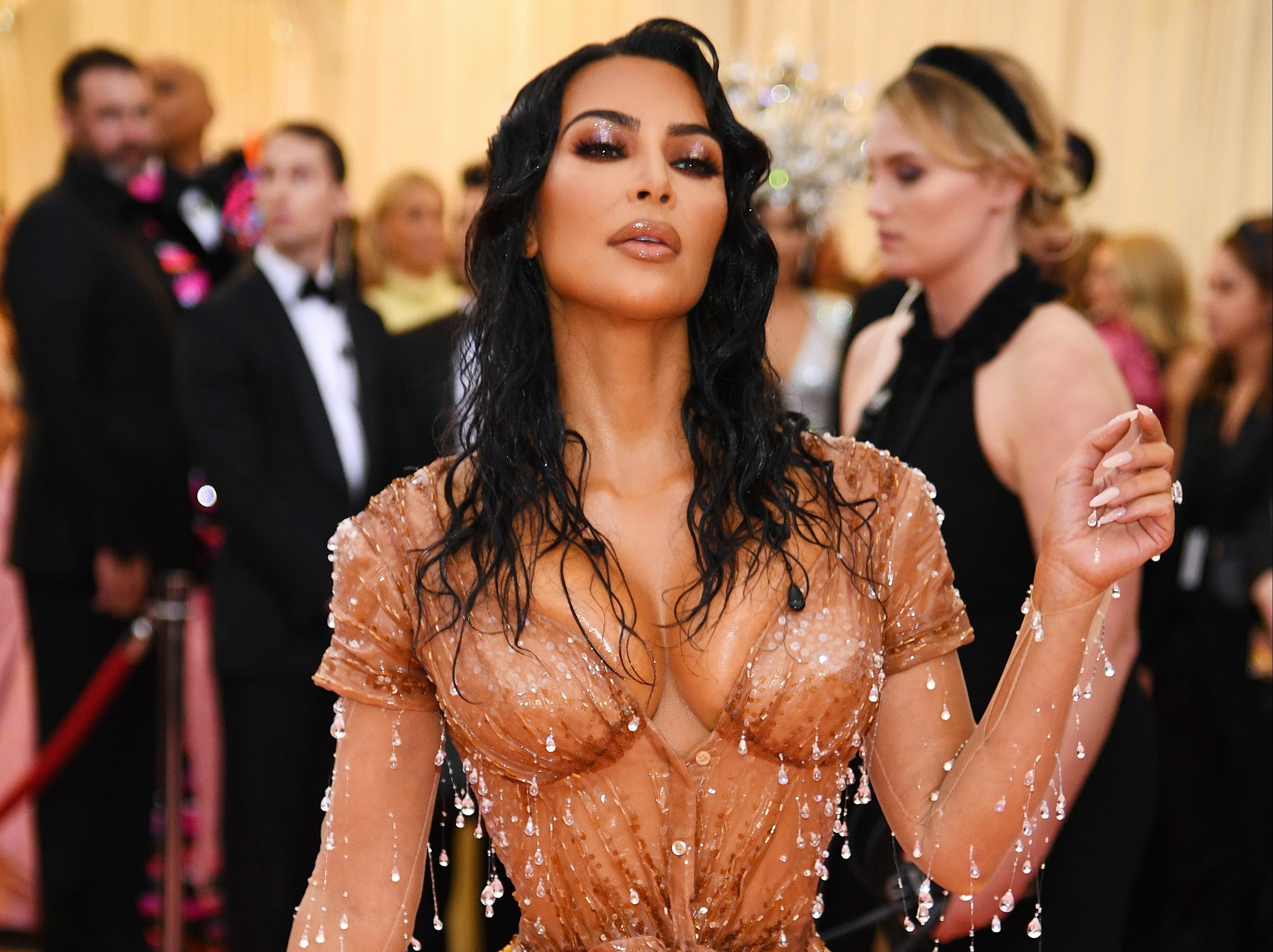 Kim Kardashian earns praise from 'Baywatch' star Carmen Electra