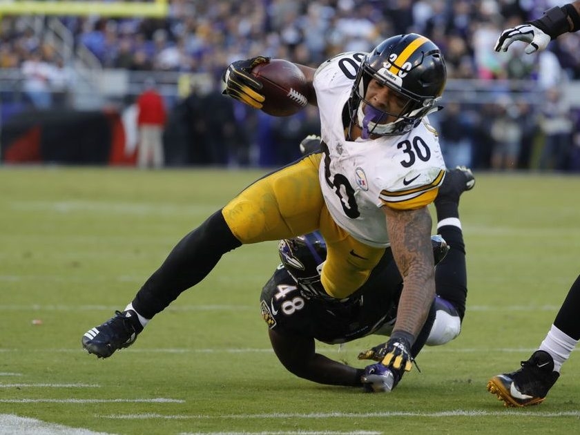 Steelers' James Conner says doctors gave him a week to live at