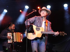 George Canyon made a return visit to the Norfolk County Fair on Friday night as part of the fair's Country Music Smash Up show. (KIM NOVAK/SIMCOE REFORMER)