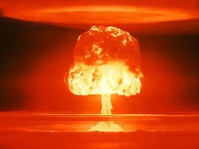 Nuclear explosion (SunMediaArchive)