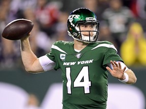 Sam Darnold of the New York Jets attempts a pass against the New England Patriots at MetLife Stadium on October 21, 2019 in East Rutherford, N.J. (Steven Ryan/Getty Images)