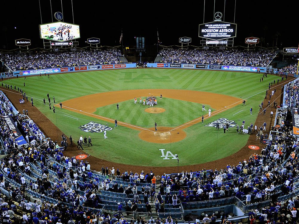 LA Council to MLB: Give '17 and '18 WS titles to Dodgers