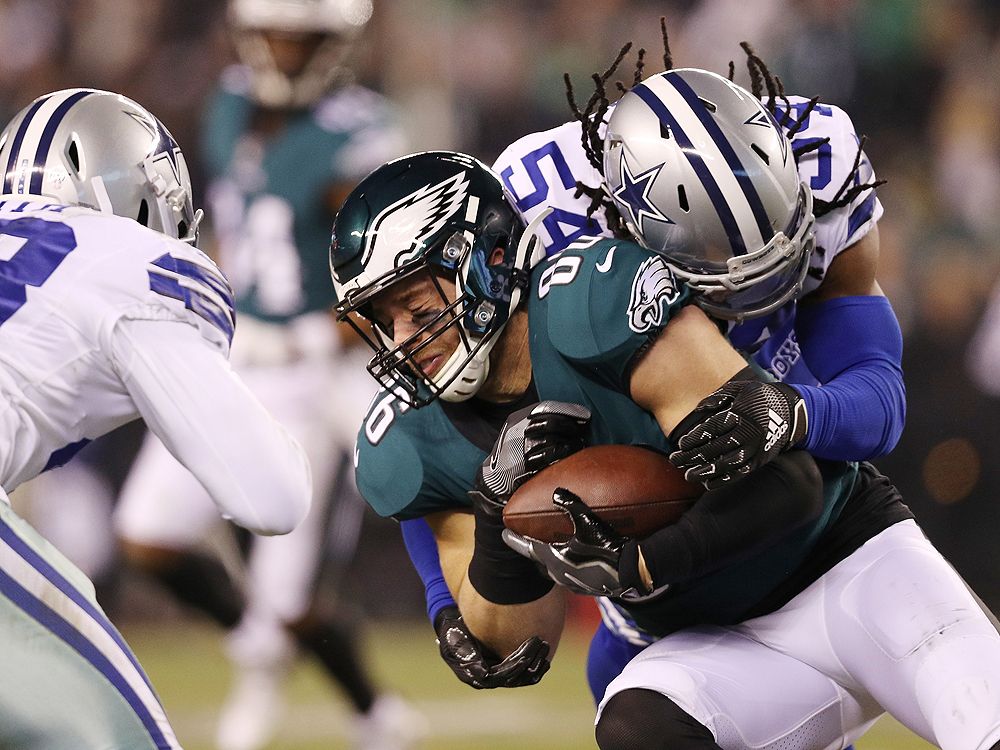 Eagles' Miles Sanders to miss at least Giants game, Zach Ertz to