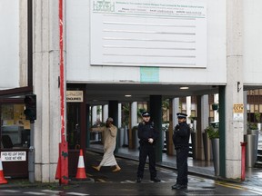Police stand guard after an attack at the London Central Mosque in Park Road, near Regent's Park on Feb. 20, 2020 in London. (Chris J Ratcliffe/Getty Images)
