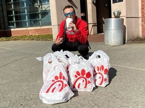 A New York-based student bought a plane ticket to get a #227 meal from Chick-fil-A. (Instagram)