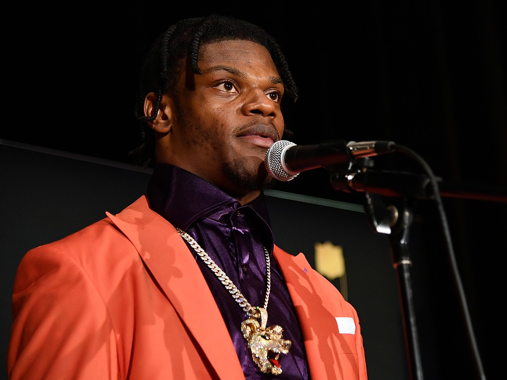 Ravens Qb Lamar Jackson Named Unanimous Nfl Mvp Canoe Com