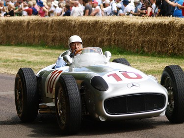 April 12: British racing great Stirling Moss died at his home in London, England, following a long illness. The Formula One driver won 212 of the 529 races he competed in throughout his career. While Moss never won a world championship, between 1955 and 1961, he took runner-up four times and third place three times. Among his honours, Moss became an inductee to the International Motorsports Hall of Fame in 1990 and received a knighthood in 2000. He was 90.