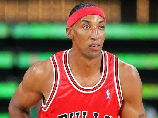 Former Chicago Bulls player Scottie Pippen competes in the Haier