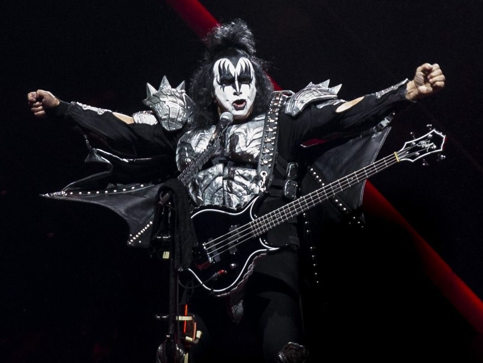 Gene Simmons revisits late mother's concentration camp liberation on ...