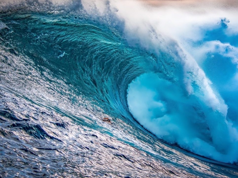 Five Surfers Drown In Rough Foamy Seas Off Dutch Coast Canoecom