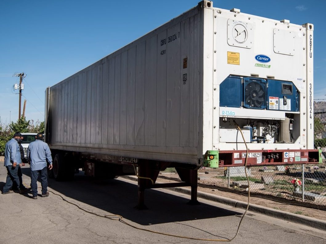 Texas stores bodies in trucks as state sets oneday record for COVID19