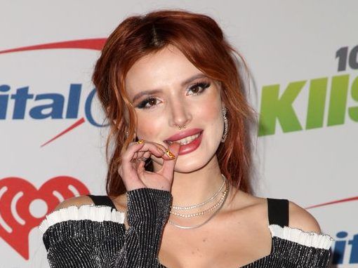Bella Thorne Porn Comics - Bella Thorne apologizes for 'hurting' sex workers amid OnlyFans scandal |  Canoe.Com