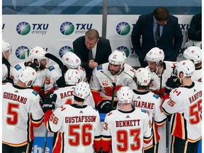 EDMONTON, ALBERTA - AUGUST 13: Head coach Geoff Ward of the Dallas Stars speaks to his team following a goal by Miro Heiskanen #4 of the Dallas Stars in Game Two of the Western Conference First Round during the 2020 NHL Stanley Cup Playoffs at Rogers Place on August 13, 2020 in Edmonton, Alberta, Canada.