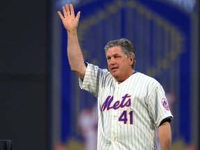 Former Mets pitcher Tom Seaver waves during a celebration of the 40th anniversary of their 1969 World Series Championship, in New York City, Aug. 22, 2009.