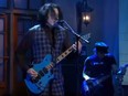 Jack White performs on SNL with an Eddie Van Halen model guitar.