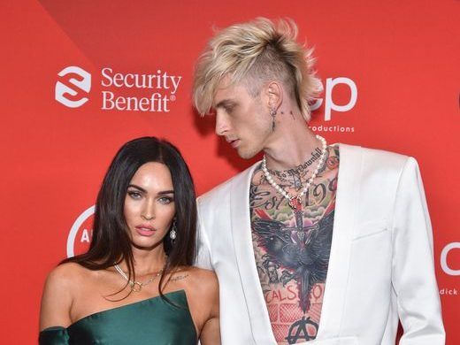 Megan Fox professes her love for Machine Gun Kelly with new tattoo ...