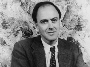 Photo of author Roald Dahl in 1954.