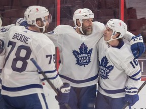 Maple Leafs forward Joe Thornton (97) celebrates with teammates after scoring a game-tying goal in the first period.