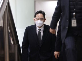 Samsung Group heir Jay Y. Lee arrives at a court in Seoul, South Korea, January 18, 2021.