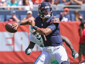 Chicago Bears rookie QB Justin Fields throws a pass.