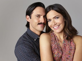 Milo Ventimiglia as Jack Pearson and Mandy Moore as Rebecca Pearson on This Is Us.