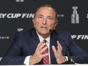 NHL commissioner Gary Bettman will give the league's board of governors an update on the status of the Senators' ownership Thursday.