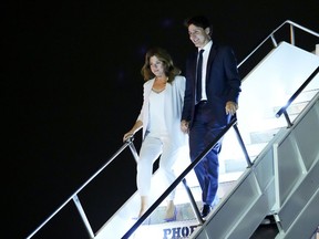 Prime Minister Justin Trudeau and his wife Sophie Gregoire Trudeau arrive in Los Angeles, California on Tuesday, June 7, 2022.