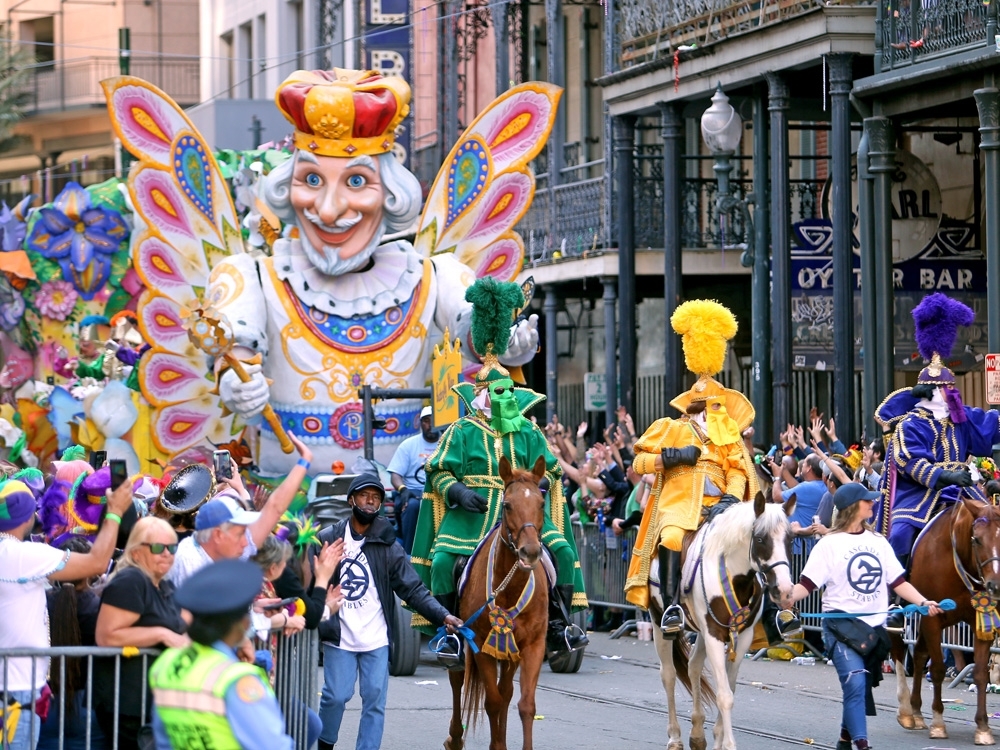 Joyous parades and parties kick off New Orleans' Mardi Gras | Edmonton Sun