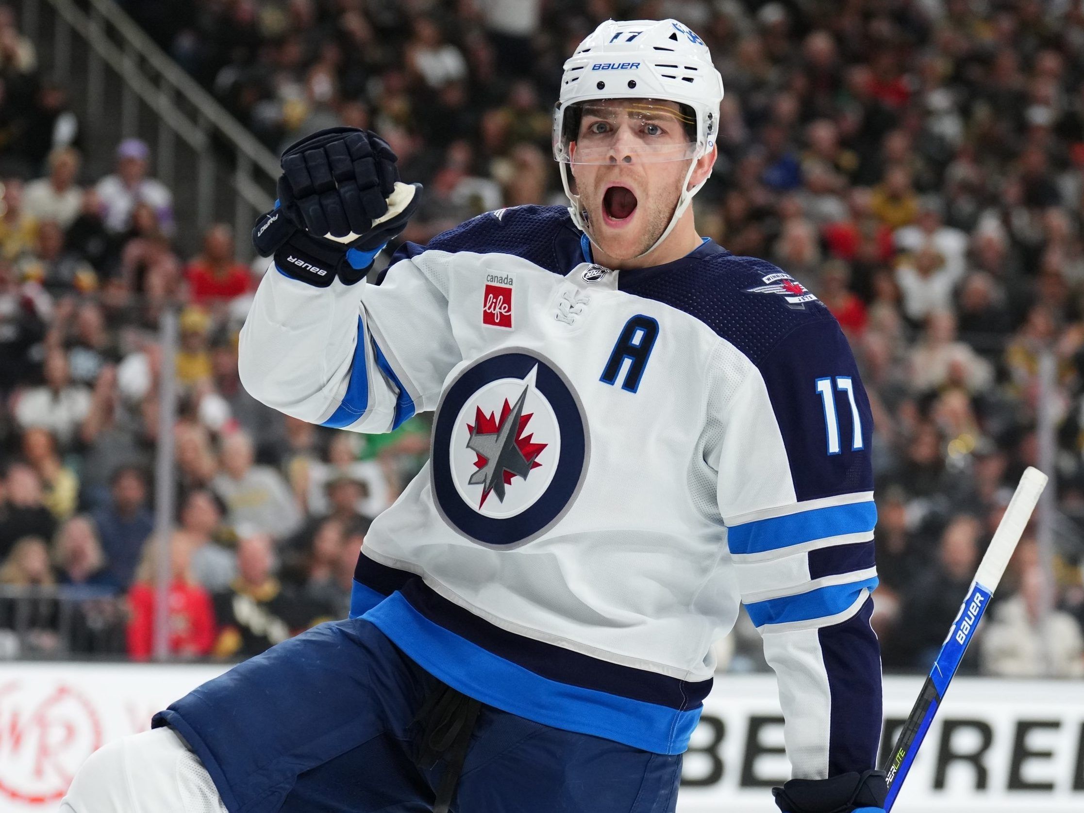 Winnipeg Jets make centre Adam Lowry new captain