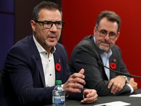 Ottawa Senators’ new owner Michael Andlauer (right) and Steve Staios.