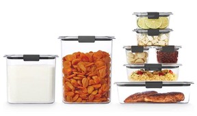 Rubbermaid 16-Piece Brilliance Food Storage Containers.