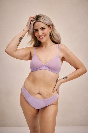 Sarah Nicole Landry wearing the new Mesh Deep V Bra in Lilac.