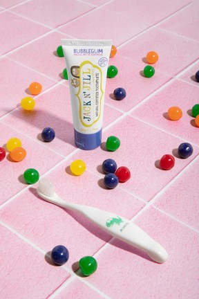 Jack N’ Jill Natural Toothpaste in Bubblegum