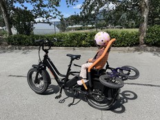 The RadWagon 5 e-bike and Thule Yepp seat in action.