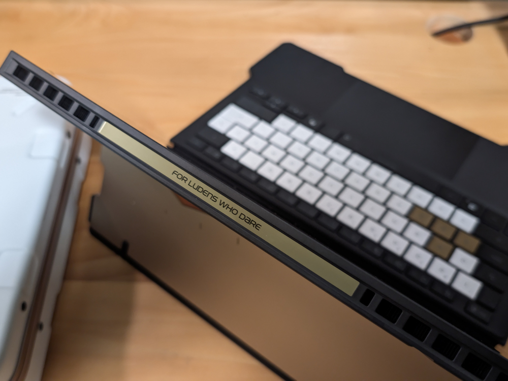 ROG Flow Z13-KJP Gaming Tablet design