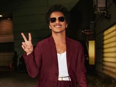 Bruno Mars x Hello Kitty pop-up
