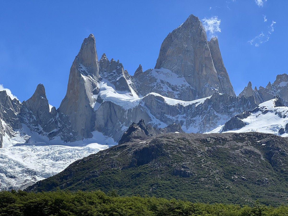 Challenging trek to Patagonia's famous viewpoint takes nerve