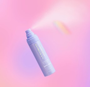 Hydrating Glow Mist SPF50+ Top Up Spray 3 Hydrating Glow Mist SPF50+ Top Up Spray 4 Hydrating Glow Mist SPF50+ Top Up Spray 5 Hydrating Glow Mist SPF50+ Top Up Spray 6 Hydrating Glow Mist SPF50+ Top Up Spray 7 exclusive Naked Sundays Hydrating Glow Mist SPF50+ Top Up Spray