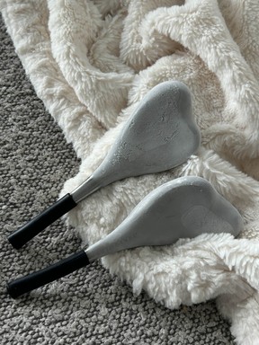 The SKINBYVEE Cryo sticks really get frosty and provide such great anti-puff benefits, just when you need it most.
