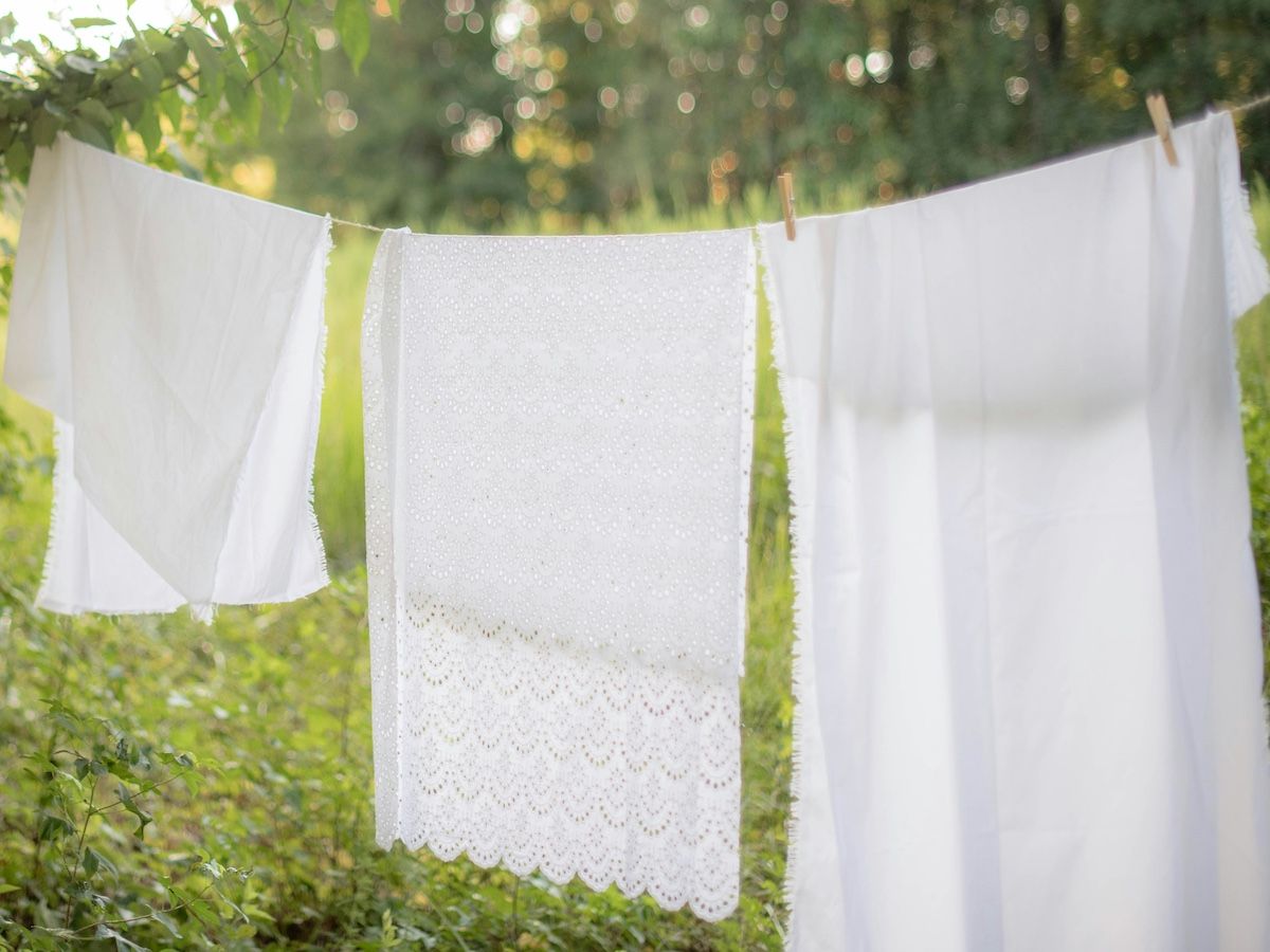 Keep white laundry white